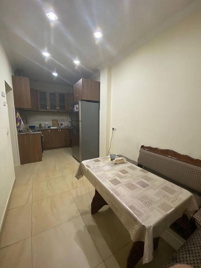 Hero Hostel Yerevan Ngoại thất bức ảnh