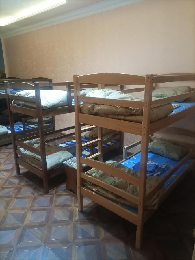 Hero Hostel Yerevan Ngoại thất bức ảnh